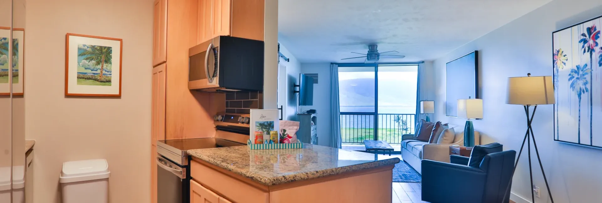 Newly updated Kauhale Makai 610 1 bedroom top floor