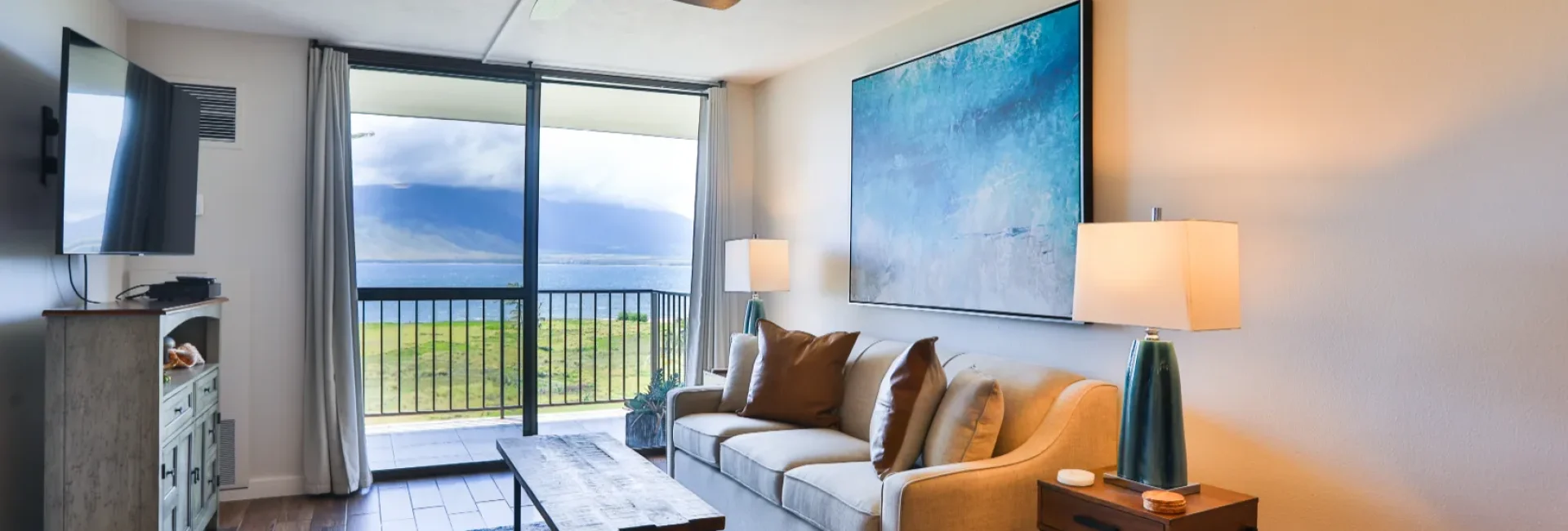 Newly updated Kauhale Makai 610 1 bedroom top floor