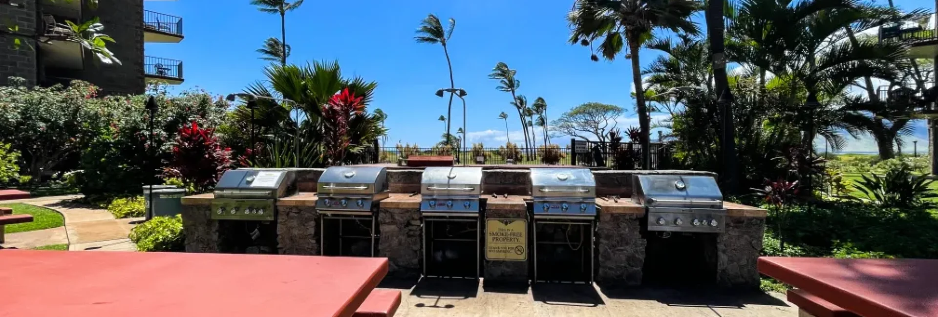Newly updated Kauhale Makai 610 1 bedroom top floor