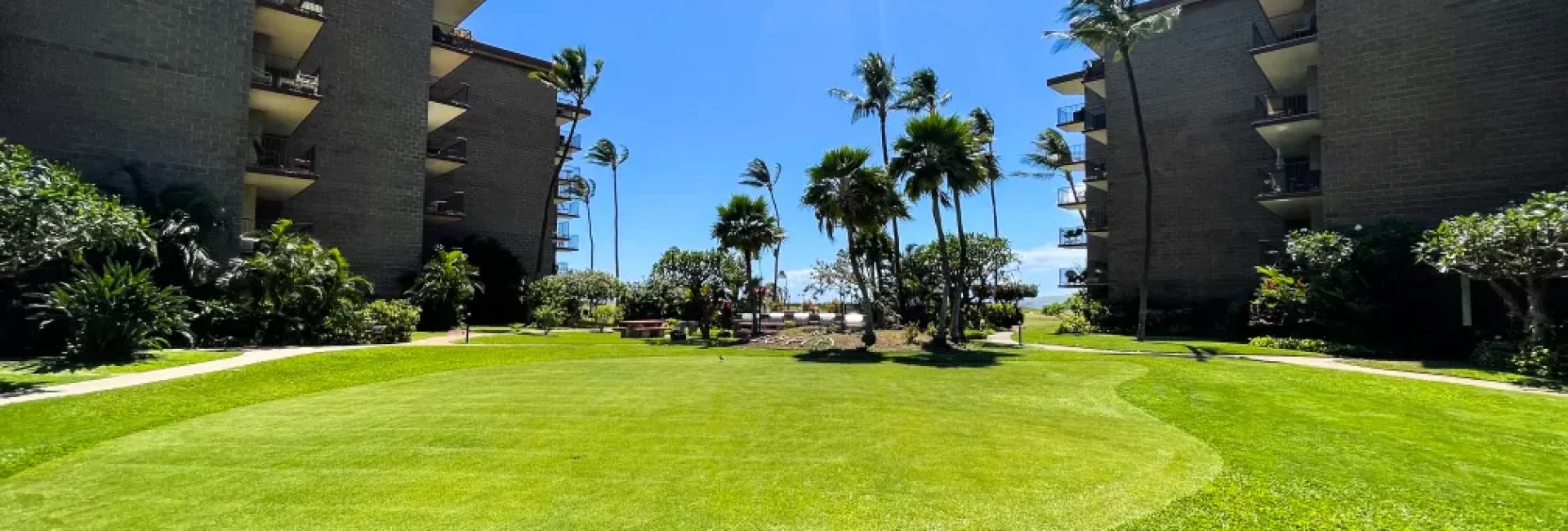 Newly updated Kauhale Makai 610 1 bedroom top floor
